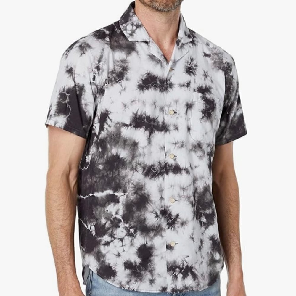 Outerknown Galaxy Mens Tie-Dye Short Sleeve Shirt NWT